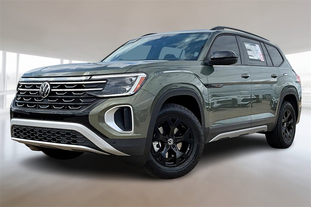 New 2026 Volkswagen Atlas Peak Edition image 1