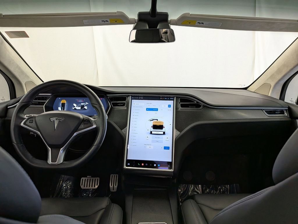 Used 2018 Tesla Model X P100D image 13