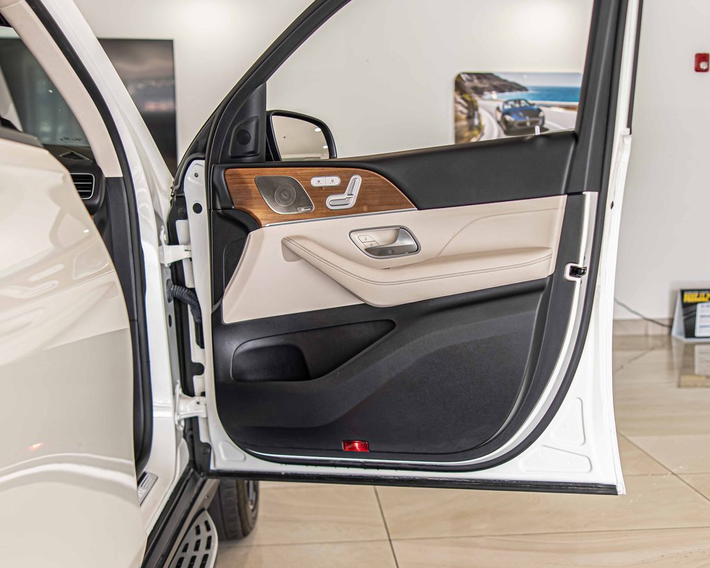 Used 2022 Mercedes-Benz GLE 450 4MATIC w/ Revised AMG Line Exterior image 42