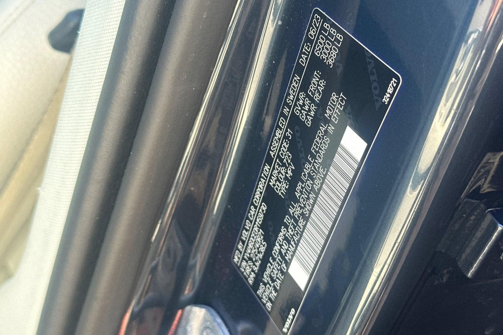 Certified 2024 Volvo XC90 T8 Plus w/ Protection Package Premier AWD/4WD image 30