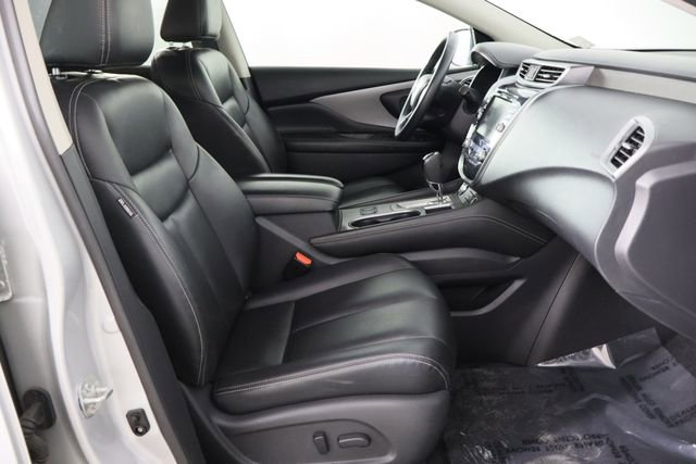 Used 2023 Nissan Murano SV image 19