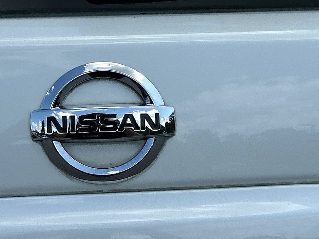Used 2020 Nissan Murano SL w/ Moonroof Package FWD image 12