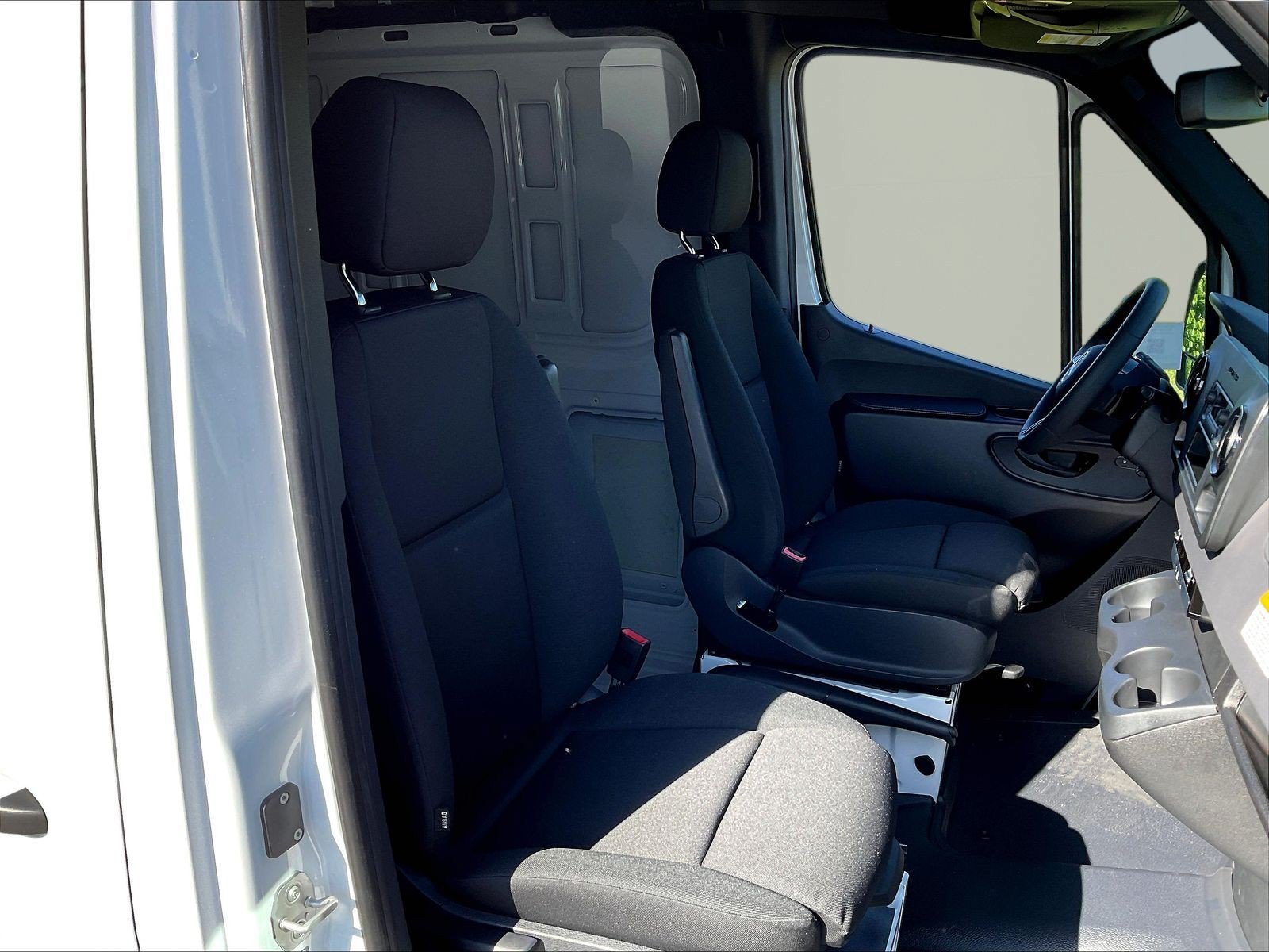 New 2026 Mercedes-Benz Sprinter 2500 image 17