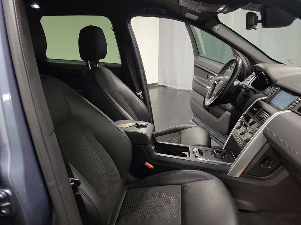 Used 2019 Land Rover Discovery Sport SE AWD/4WD image 32