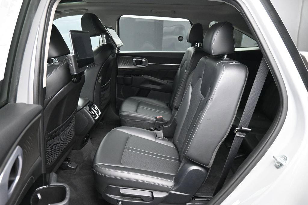 Certified 2022 Kia Sorento SX AWD/4WD image 23