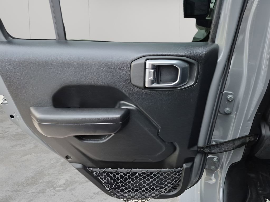 Used 2018 Jeep Wrangler Unlimited Sport S image 13