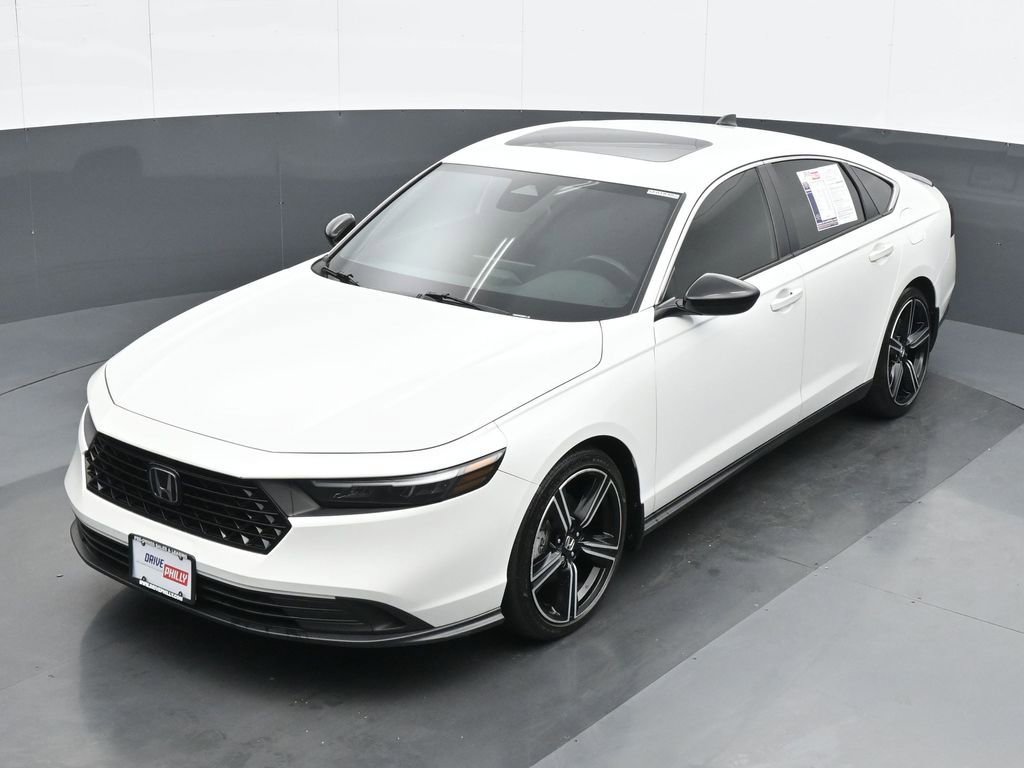 Used 2023 Honda Accord Sport image 17