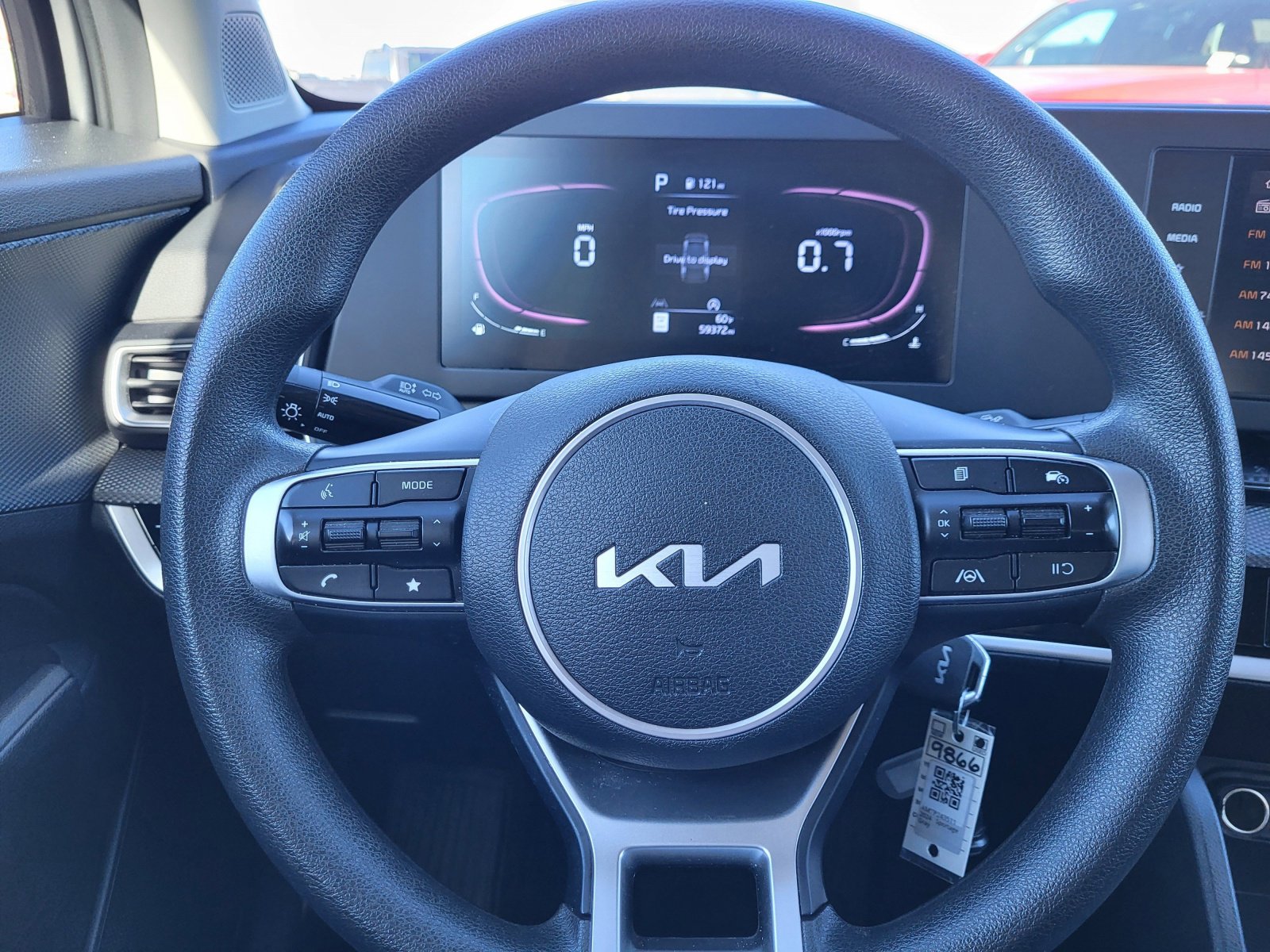 Used 2024 Kia Sportage LX image 9