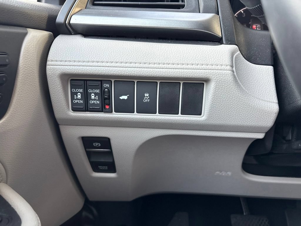 Used 2025 Honda Odyssey EX-L image 34