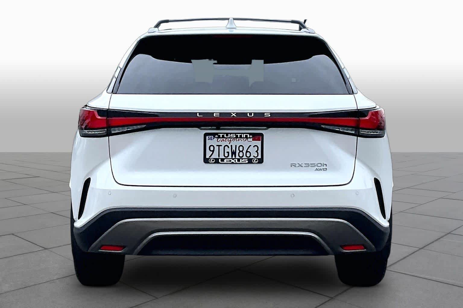 Used 2025 Lexus RX 350h w/ Convenience Package AWD/4WD image 5