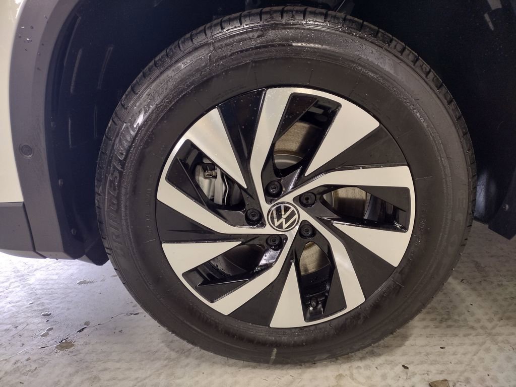 New 2026 Volkswagen Tiguan S image 5