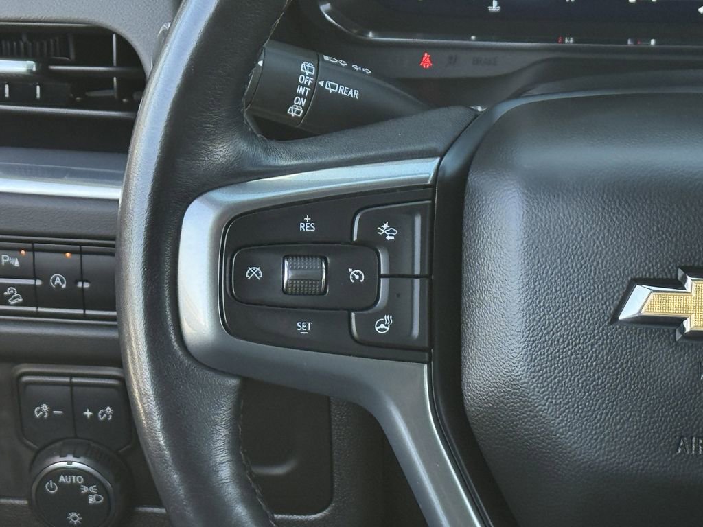 Used 2023 Chevrolet Tahoe Premier AWD/4WD image 14