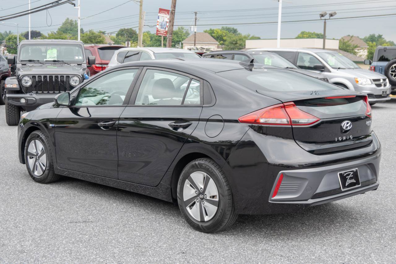 Used 2020 Hyundai Ioniq Blue FWD image 7
