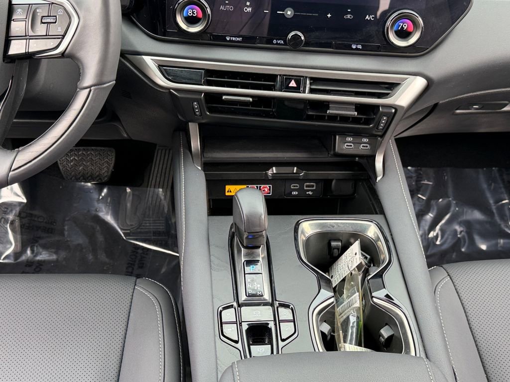 Used 2025 Lexus RX 350 Premium image 12