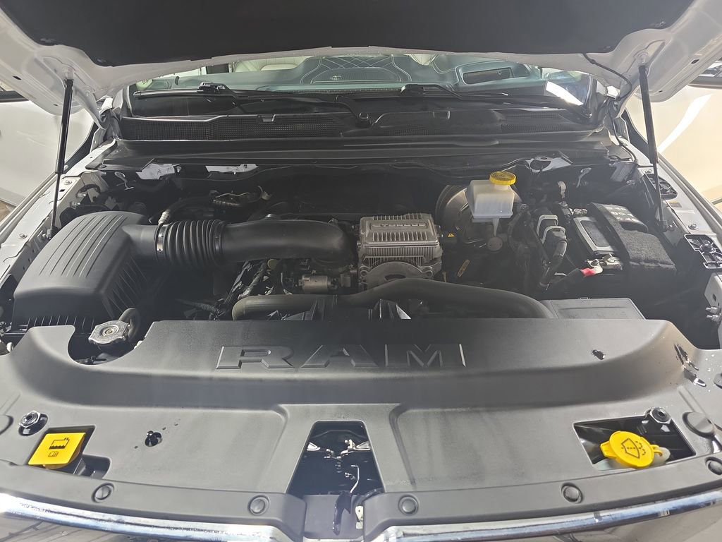 Used 2024 RAM 1500 Limited AWD/4WD image 31