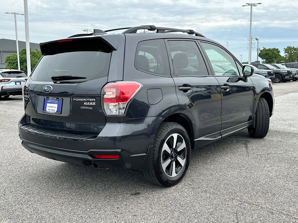 Used 2017 Subaru Forester 2.5i Premium w/ All-Weather Package AWD/4WD image 7