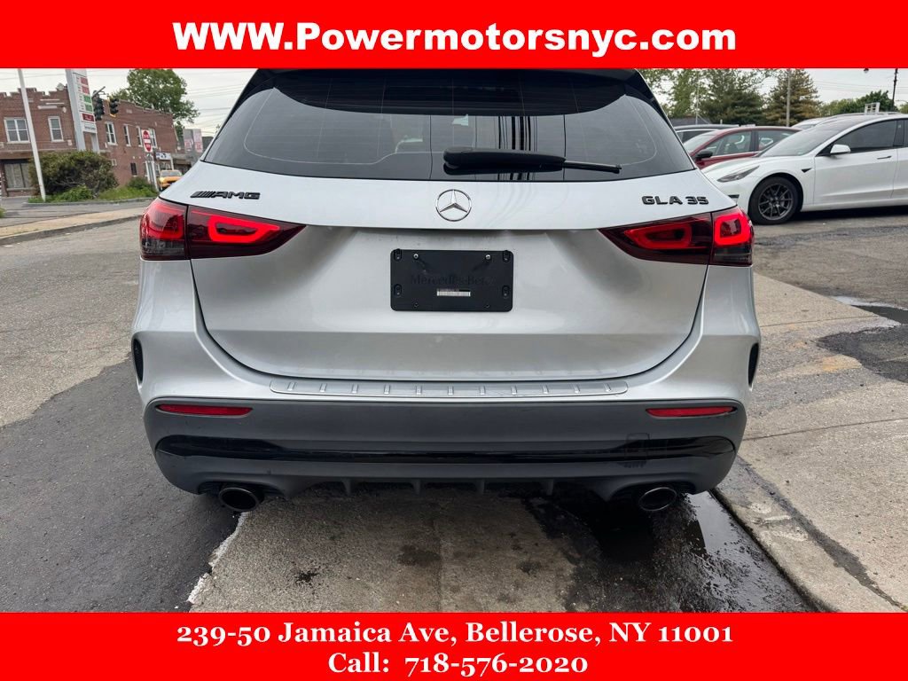 Used 2022 Mercedes-Benz GLA 35 AMG 4MATIC w/ Premium Package Lite image 4