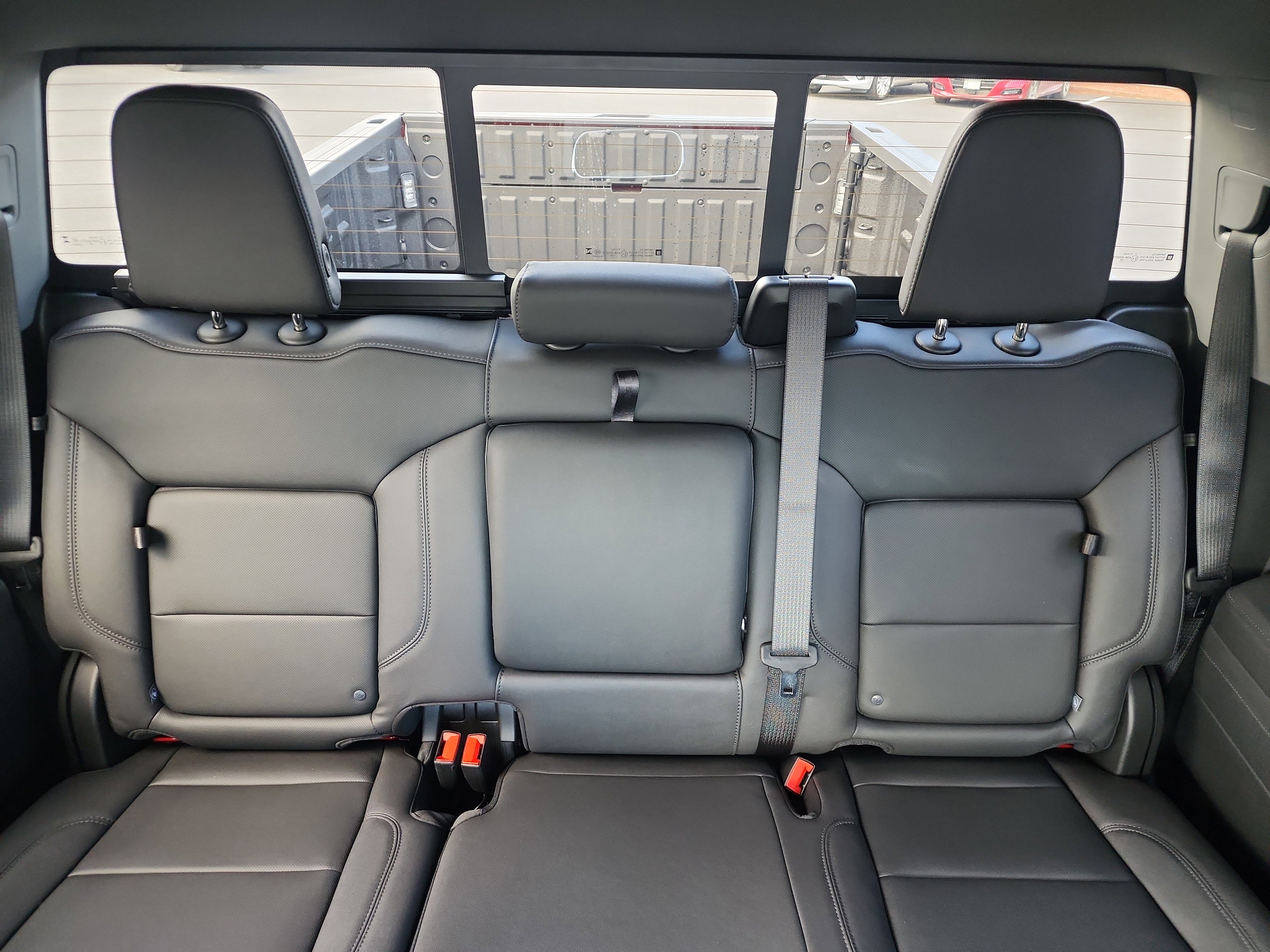 New 2025 GMC Sierra 2500 SLT w/ SLT Convenience Package image 24