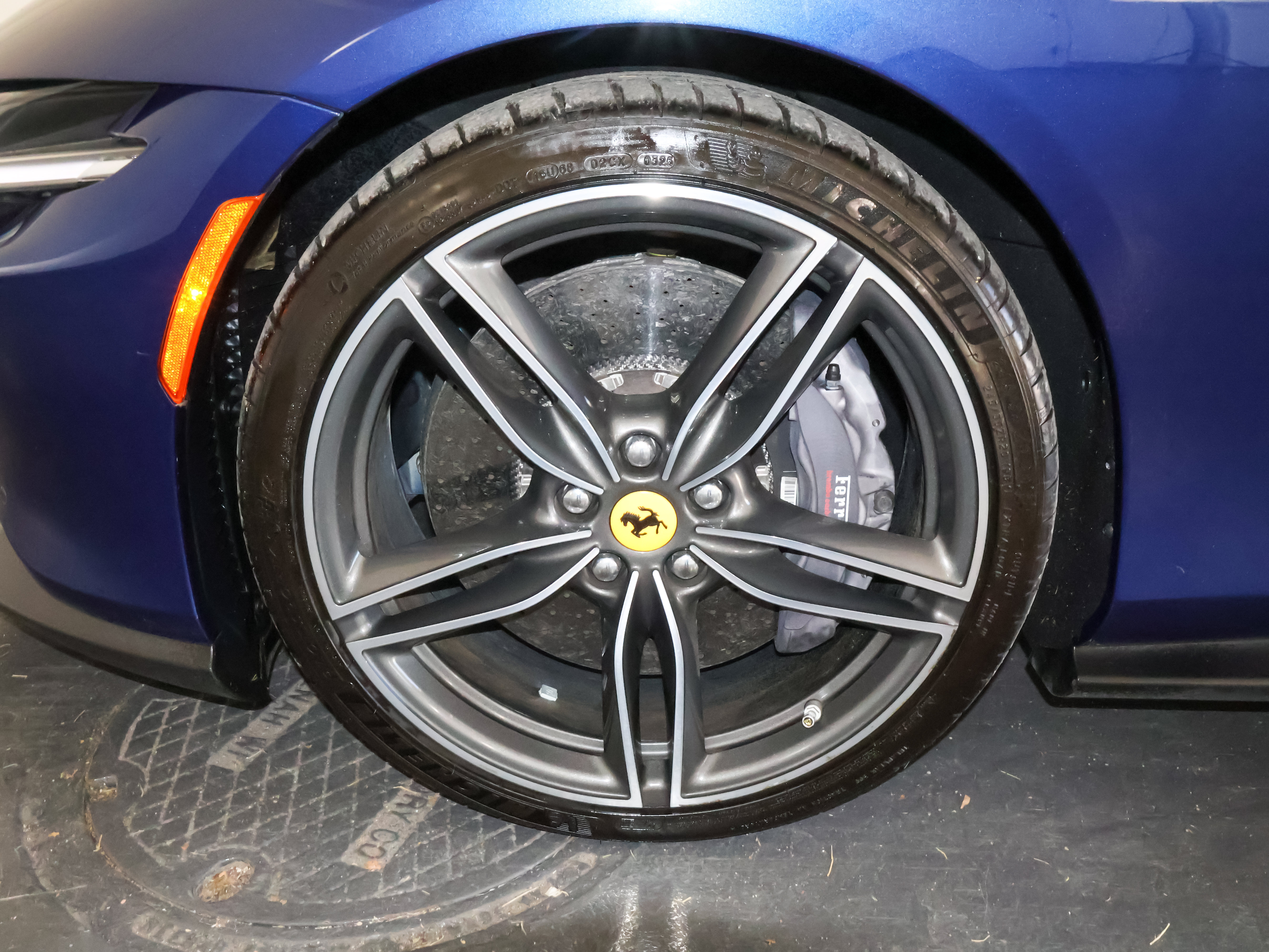 Used 2021 Ferrari Roma RWD image 38