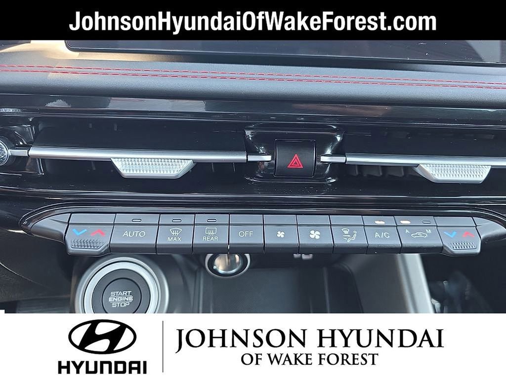 Used 2023 Dodge Hornet GT w/ GT Blacktop Package AWD/4WD image 28