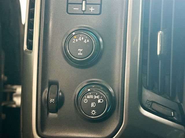 Used 2018 Chevrolet Silverado 2500 LTZ w/ Duramax Plus Package AWD/4WD image 11