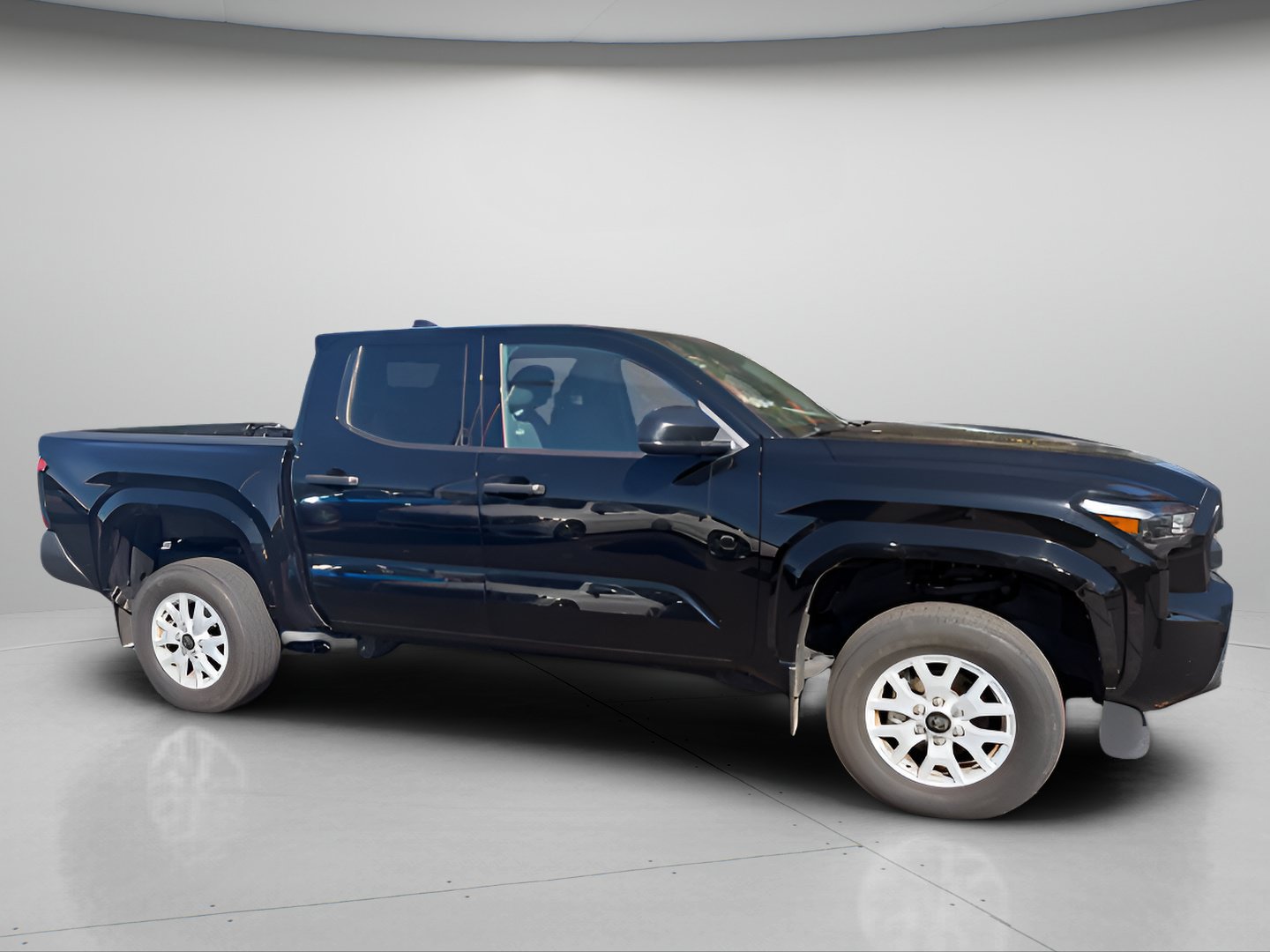 Used 2024 Toyota Tacoma SR w/ SR Upgrade Package AWD/4WD image 6