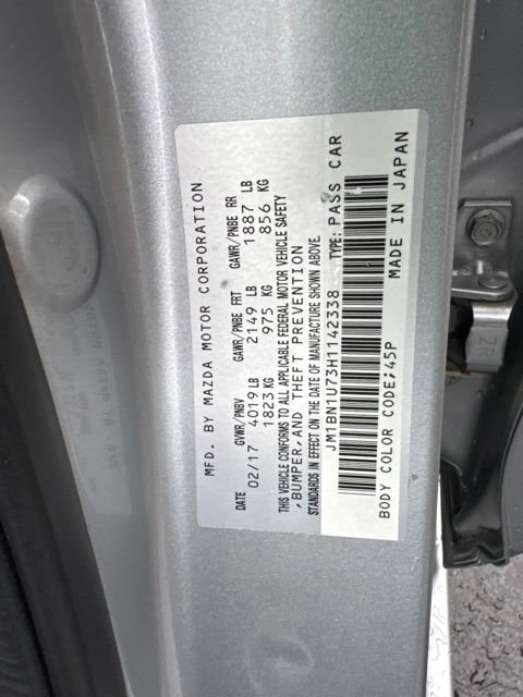 Used 2017 MAZDA MAZDA3 Sport w/ Preferred Equipment Package FWD image 31