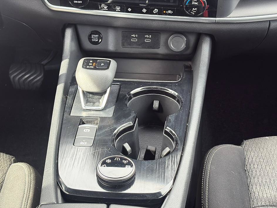Certified 2025 Nissan Rogue SV AWD/4WD image 33