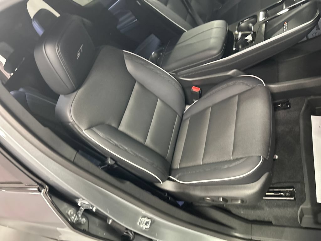 New 2027 Buick Enclave Sport Touring w/ Power Package AWD/4WD image 24