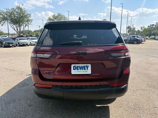 Used 2021 Jeep Grand Cherokee L Laredo AWD/4WD image 4