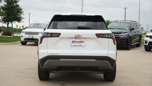 Used 2026 Chevrolet Equinox LT FWD image 8