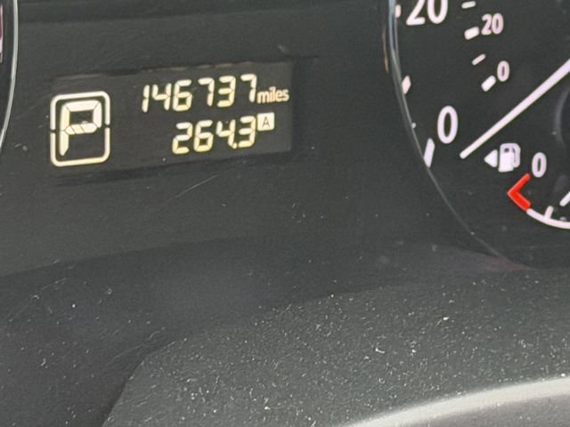 Used 2014 Nissan Pathfinder S image 9