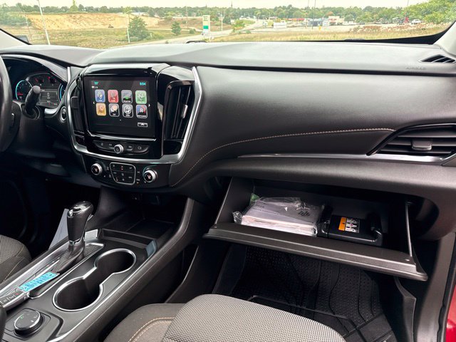 Used 2018 Chevrolet Traverse LT AWD/4WD image 29