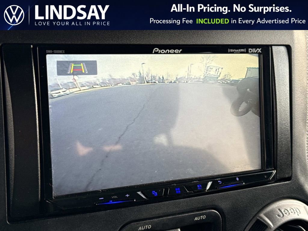 Used 2015 Jeep Wrangler Unlimited Sport w/ Quick Order Package 24S AWD/4WD image 15