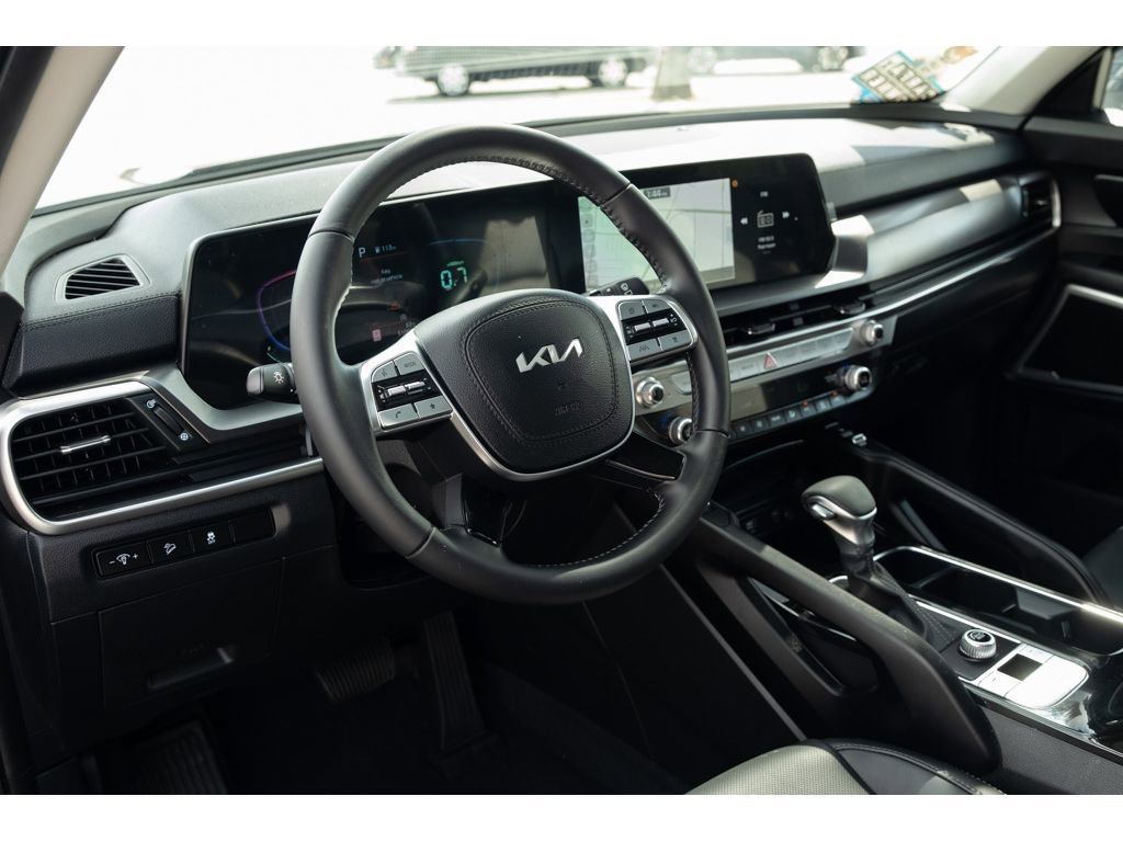 Used 2024 Kia Telluride S w/ S Sunroof Package image 10