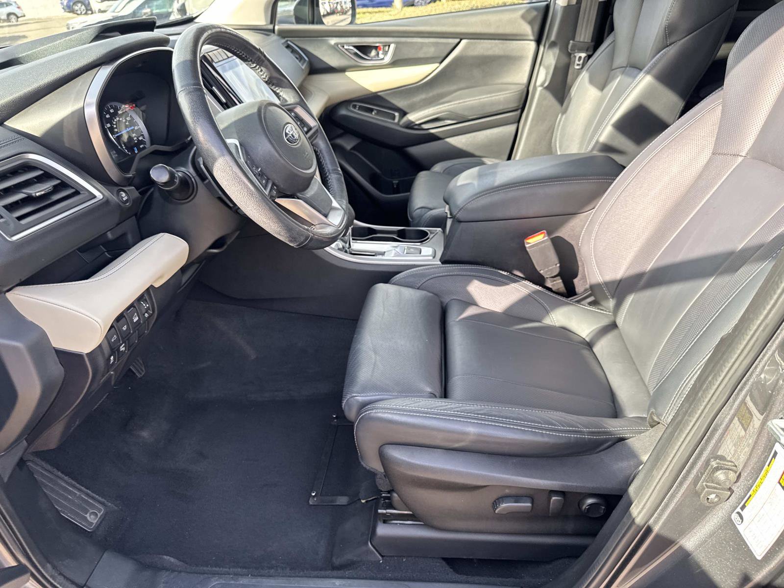 Used 2022 Subaru Ascent Limited w/ Technology Package image 17