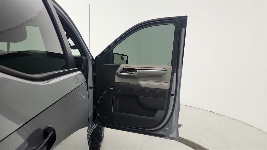 Certified 2024 Chevrolet Silverado 1500 LT Trail Boss w/ Convenience Package II image 25