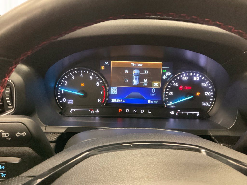 Used 2022 Ford Explorer ST-Line w/ Class IV Trailer Tow Package AWD/4WD image 2