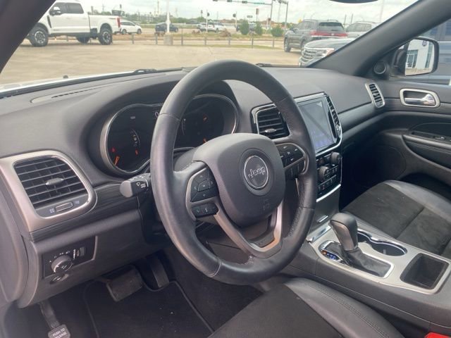 Used 2019 Jeep Grand Cherokee Altitude image 8