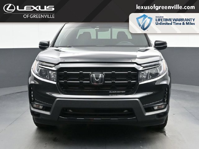 Used 2025 Honda Ridgeline Black Edition image 3