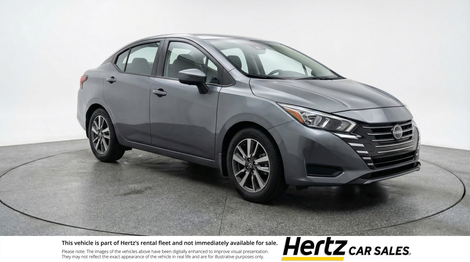 Used 2025 Nissan Versa SV image 1