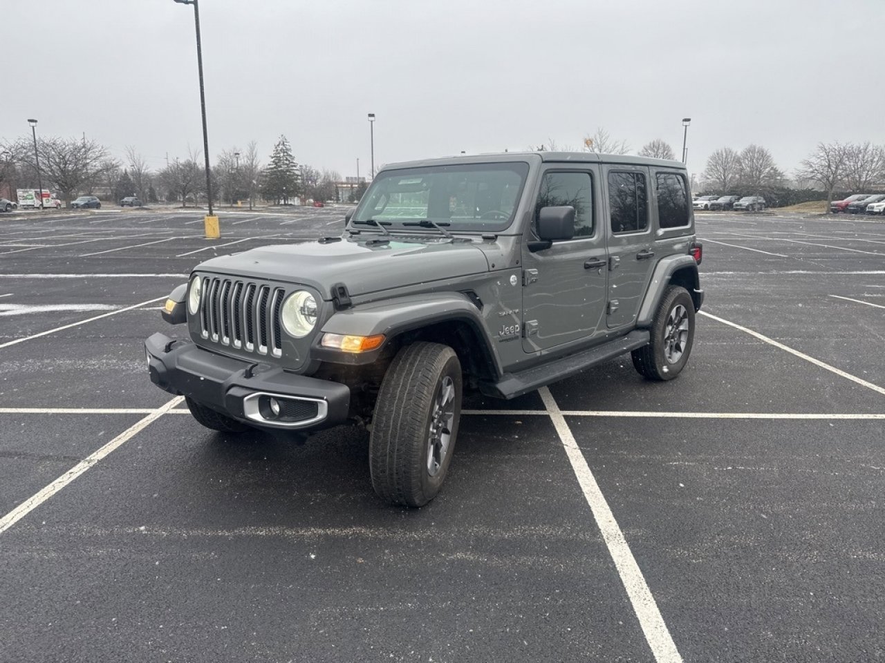 Used 2021 Jeep Wrangler Unlimited Sahara image 4