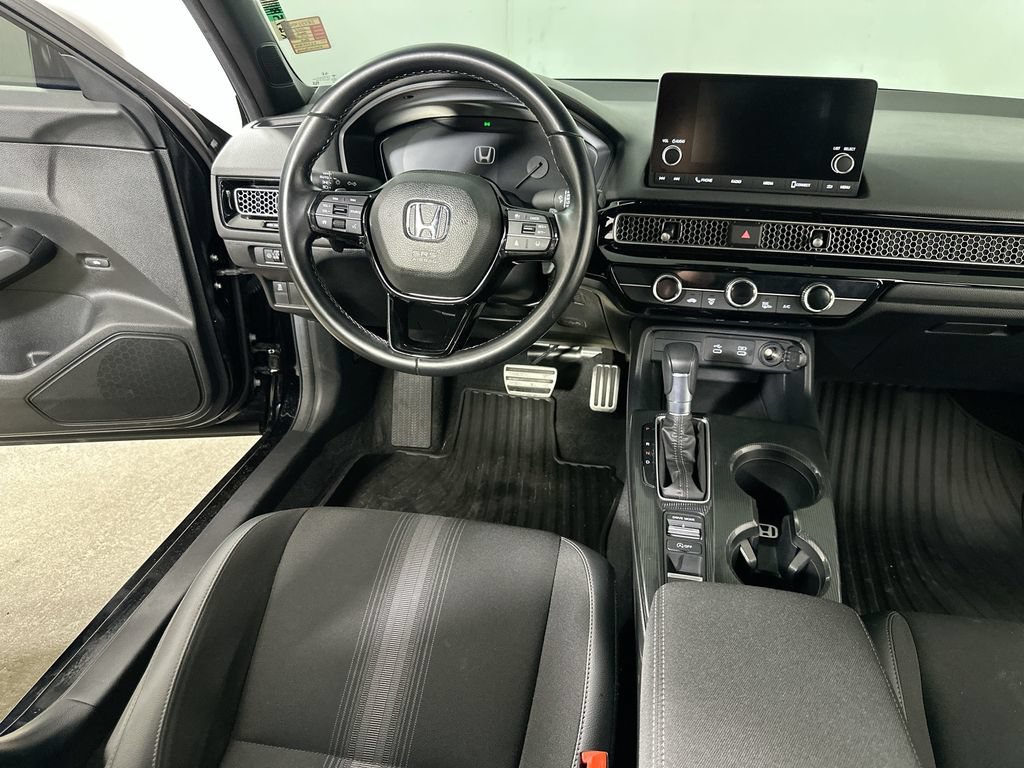 Used 2025 Honda Civic Sport image 17