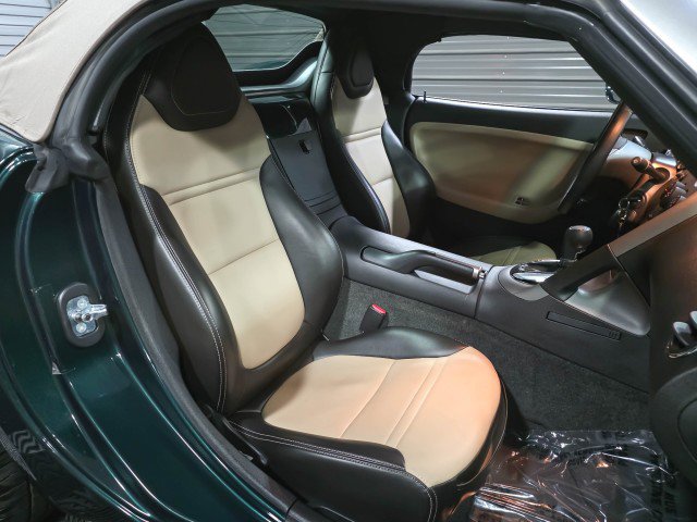 Used 2009 Pontiac Solstice Convertible w/ Premium Package RWD image 17