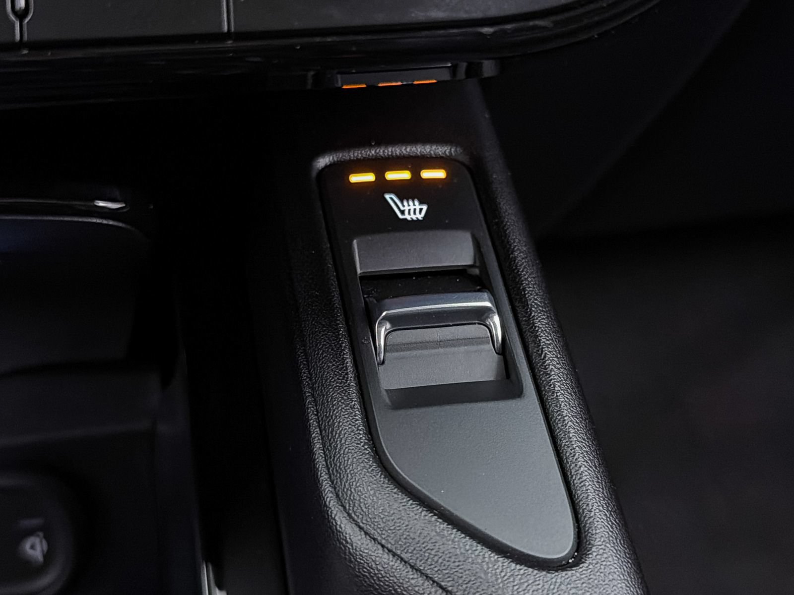 Certified 2024 Kia Telluride S w/ S Sunroof Package FWD image 24