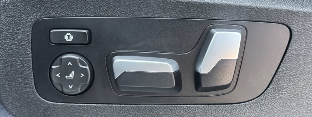 Used 2019 BMW X5 xDrive40i w/ Premium Package 2 AWD/4WD image 27