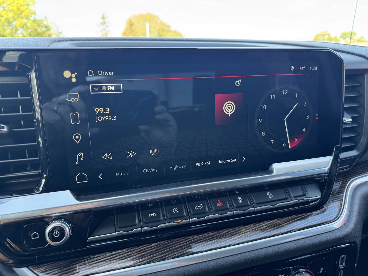 Used 2023 GMC Sierra 1500 Elevation image 11