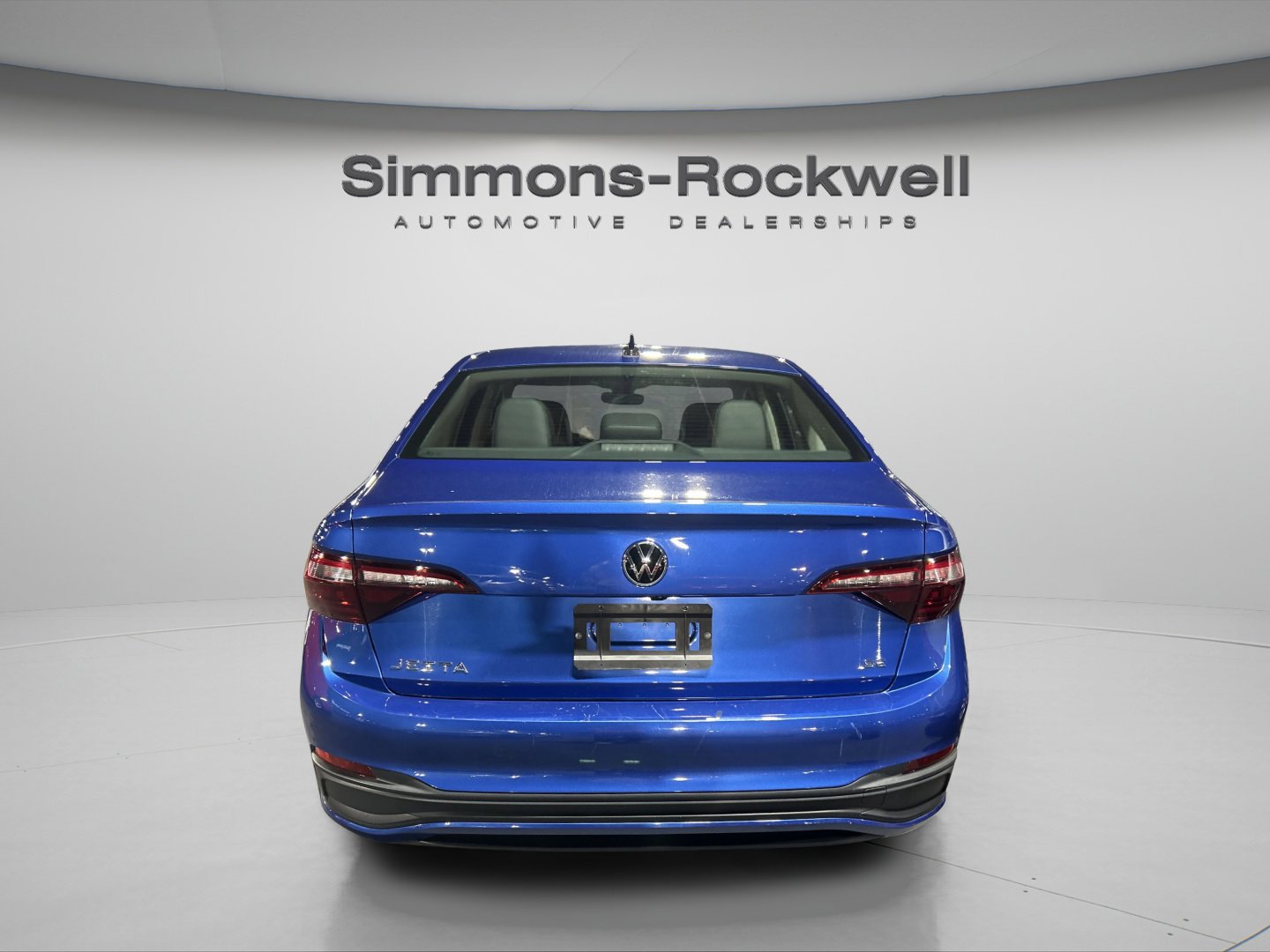 Used 2024 Volkswagen Jetta SE image 5