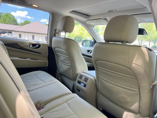 Used 2019 INFINITI QX60 Luxe w/ Essential Package AWD/4WD image 16