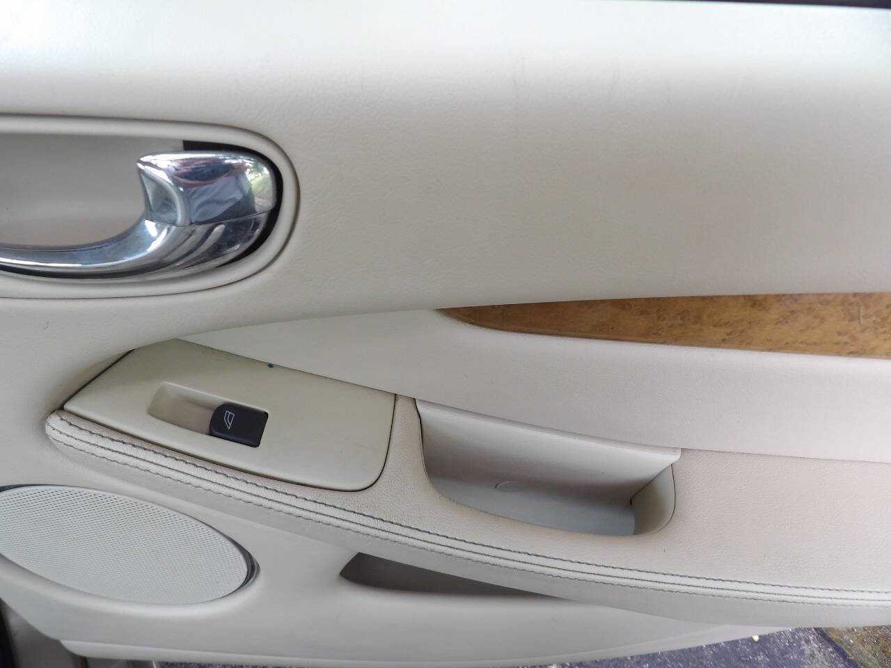 Used 2003 Jaguar X-TYPE 2.5 image 25